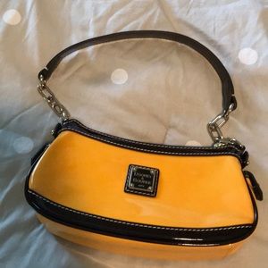 Dooney and Bourke hand bag